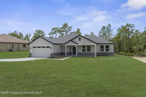11072 Horned Owl Rd, Weeki Wachee, FL 34614