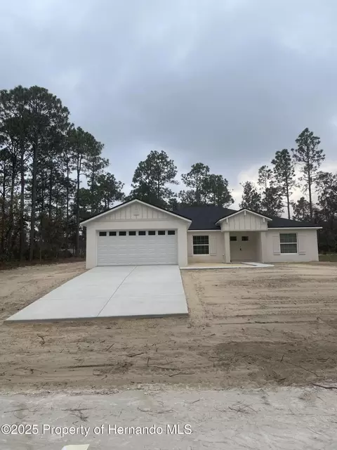 11106 Woodpecker Ave, Brooksville, FL 34614