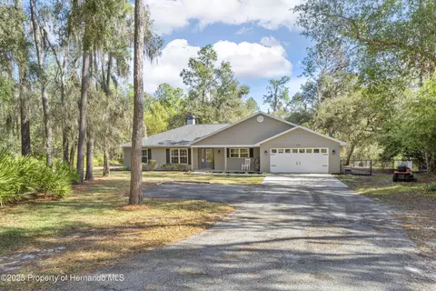 4244 Bessemer Rd, Brooksville, FL 34602