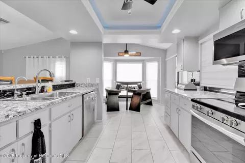 7099 Pond View Ct, Spring Hill, FL 34606 photo 16