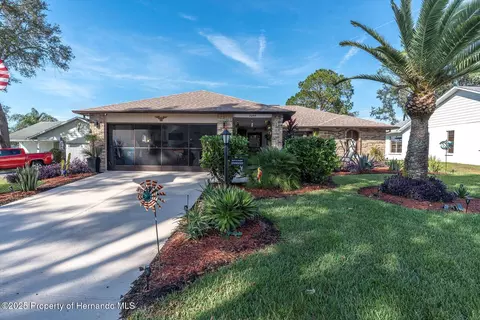 7099 Pond View Ct, Spring Hill, FL 34606
