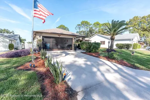 7099 Pond View Ct, Spring Hill, FL 34606 photo 5