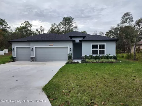 11 Bigleaf Ct, Homosassa, FL 34446