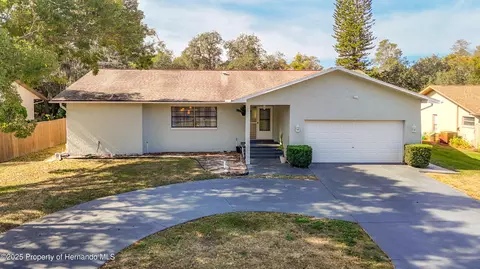13513 Whitby Rd, Hudson, FL 34667