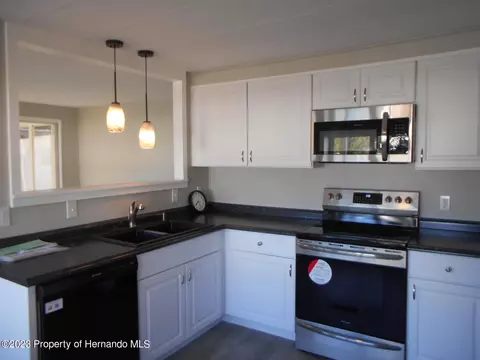 7207 Fitzpatrick Ave, Brooksville, FL 34613