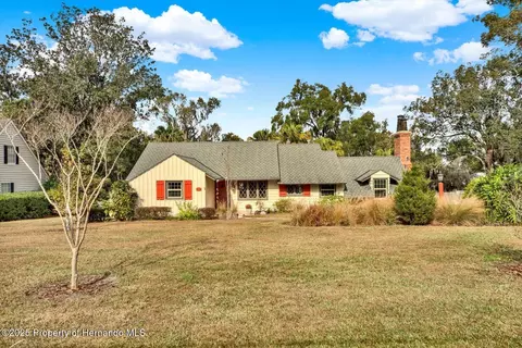130 N Avenue Ave W, Brooksville, FL 34601
