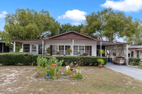 12118 Fairway Ave, Brooksville, FL 34613