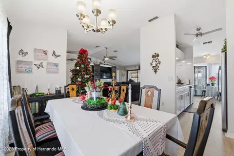 Dining - 3366 Bluefish Drive Dr, Hernando Beach, FL 34607 photo 2 of 4