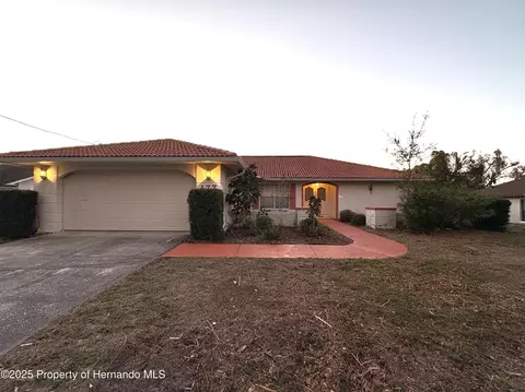 177 Rusk Cir, Spring Hill, FL 34606