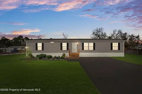 16077 Bradenton St, Brooksville, FL 34604