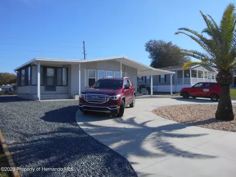 15084 Brookridge Blvd, Brooksville, FL 34613