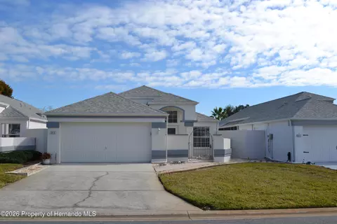 10416 Casa Grande Cir, Spring Hill, FL 34608