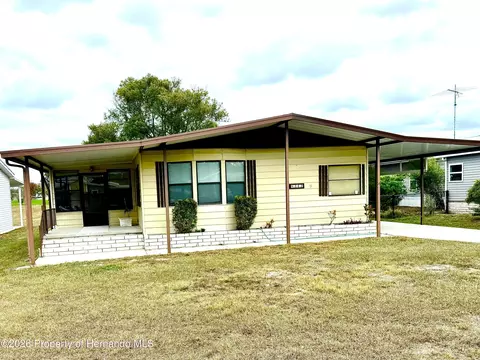 8242 Fiesta St, Brooksville, FL 34613