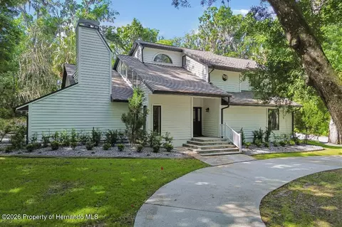 26262 Lake Lindsey Rd, Brooksville, FL 34601