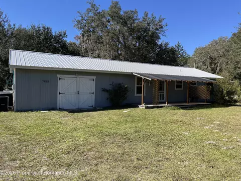 7838 S Four Oaks Dr, Floral City, FL 34436