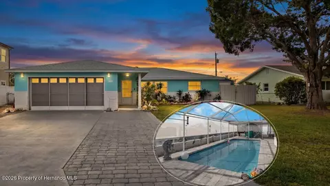 Exterior - 3336 Gulfview Dr, Hernando Beach, FL 34607 photo 1 of 5