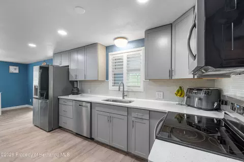 Kitchen - 3336 Gulfview Dr, Hernando Beach, FL 34607 photo 2 of 4