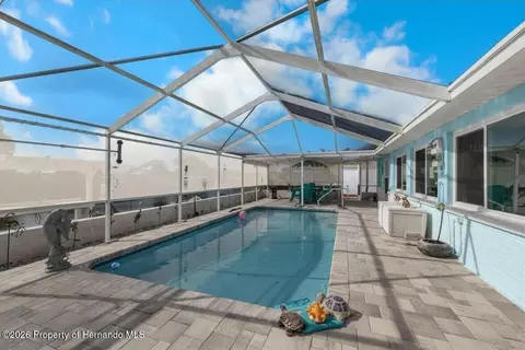 Exterior - 3336 Gulfview Dr, Hernando Beach, FL 34607 photo 3 of 5