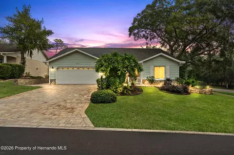 2233 Timber Lodge Ln, Spring Hill, FL 34606