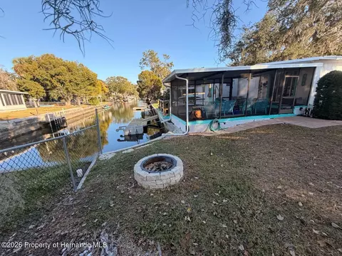 7196 Westwind St, Weeki Wachee, FL 34607 photo 18