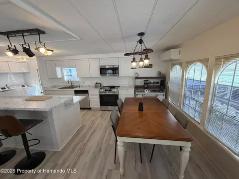 7196 Westwind St, Weeki Wachee, FL 34607 photo 25