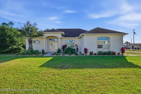 6320 Kingway Ln, Spring Hill, FL 34608