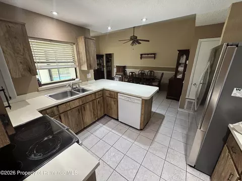 Kitchen - 2148 Waterfall Dr, Spring Hill, FL 34608 photo 2 of 3