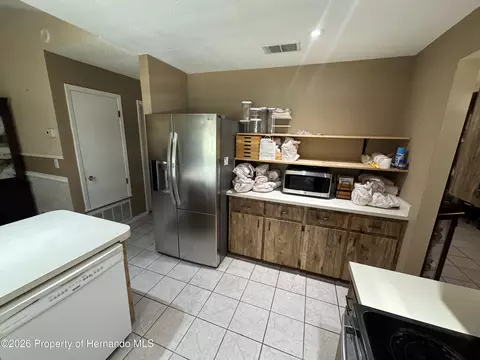 Kitchen - 2148 Waterfall Dr, Spring Hill, FL 34608 photo 3 of 3