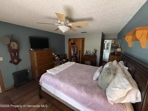 Bedroom - 2148 Waterfall Dr, Spring Hill, FL 34608 photo 2 of 5