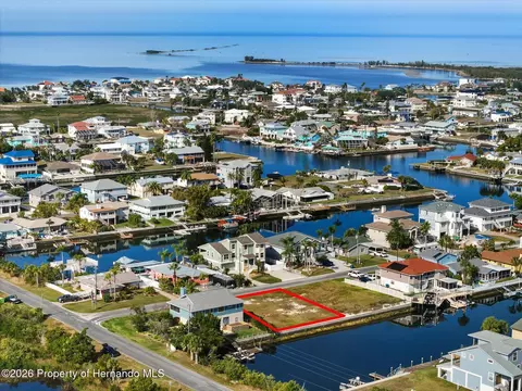 4104 Camelia Dr, Hernando Beach, FL 34607 photo 8