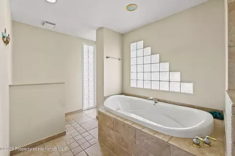 Bath - 3223 Hibiscus Dr, Hernando Beach, FL 34607 photo 9 of 11