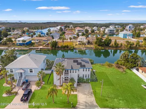 View/Area - 3223 Hibiscus Dr, Hernando Beach, FL 34607 photo 1 of 10