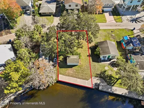 7259 Tropical Dr, Hernando Beach, FL 34607