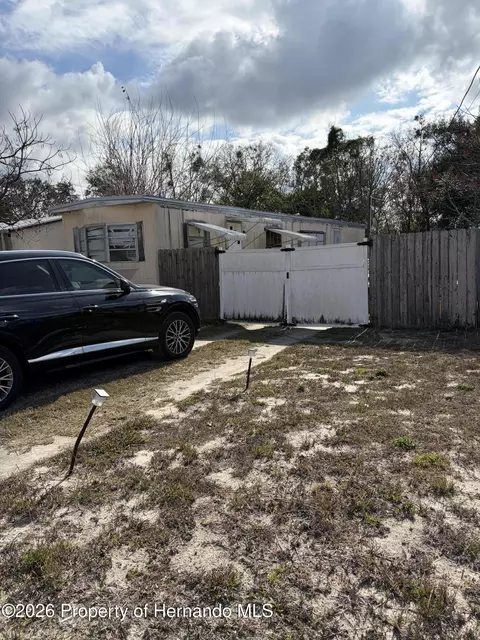 16124 Fruitville St, Brooksville, FL 34604