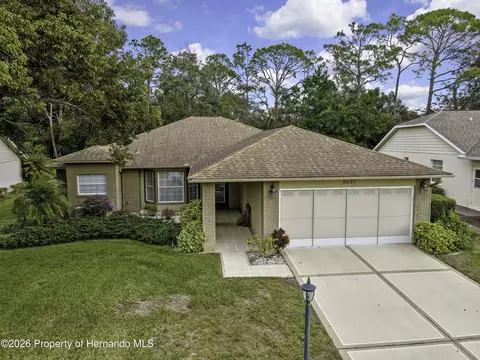 2587 Crystal Lake Dr, Spring Hill, FL 34606