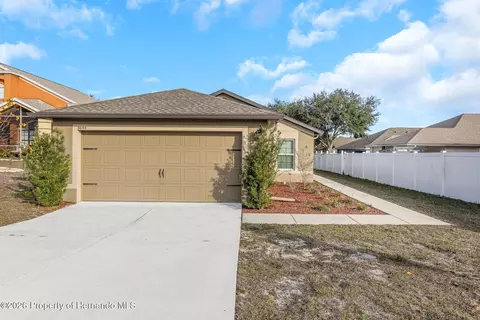 8646 Pinetop Ridge Ln, Brooksville, FL 34613