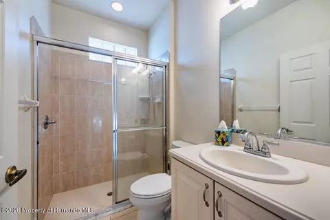 Bath - 1134 W Diamond Shore Loop, Hernando, FL 34442 photo 2 of 3