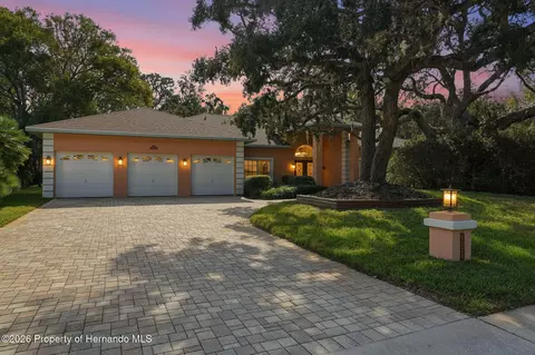 7336 Royal Oak Dr, Spring Hill, FL 34607