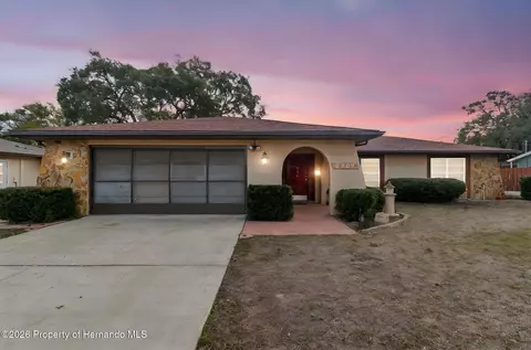 9207 Horizon Dr, Spring Hill, FL 34608