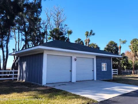 3461 Pandora Dr, Weeki Wachee, FL 34607 photo 3