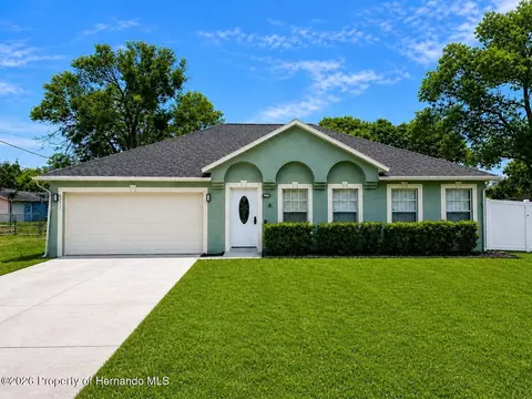 6172 Raleigh St, Spring Hill, FL 34606