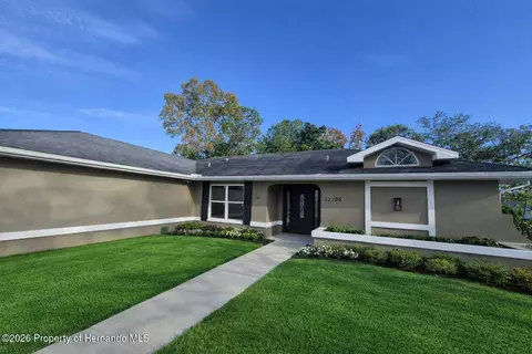 12186 Lamont Dr, Spring Hill, FL 34608