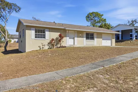 Exterior - 5284 Springwood Rd, Spring Hill, FL 34609 photo 1 of 4