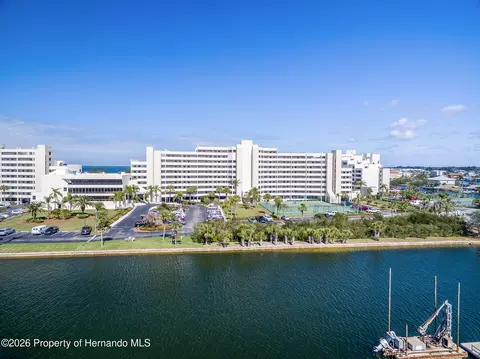 5915 Sea Ranch Dr #408, Hudson, FL 34667