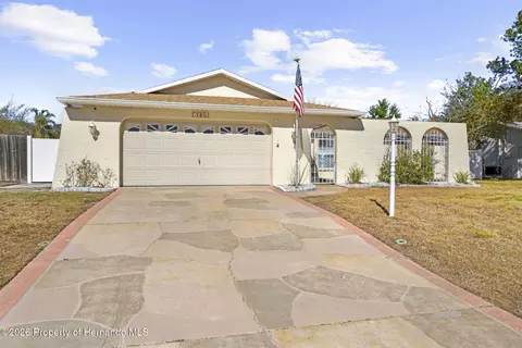 6135 Alderwood St, Spring Hill, FL 34606