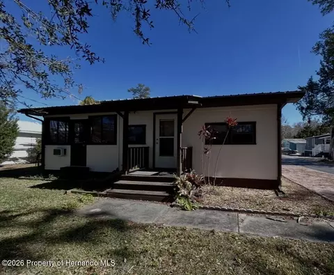 2092 Culbreath Rd #D21, Brooksville, FL 34602