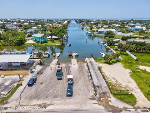 View/Area - 4290 Carlos Ct, Hernando Beach, FL 34607 photo 11 of 13