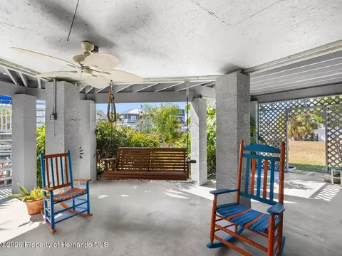 Exterior - 4290 Carlos Ct, Hernando Beach, FL 34607 photo 12 of 14