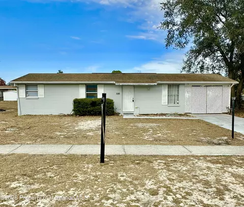 9489 Century Dr, Spring Hill, FL 34608