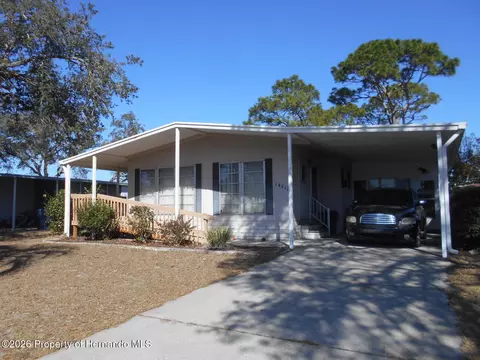 14211 Edmonds St, Brooksville, FL 34613